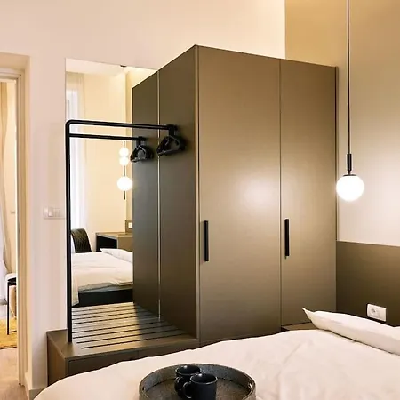 아파트 Rajiceva For 4 One Bdr 1living Terrace Knez Mihailov *