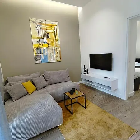 公寓 Rajiceva For 4 One Bdr 1living Terrace Knez Mihailov *